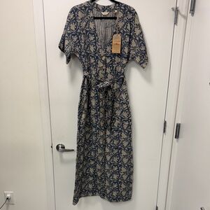 FAHERTY NAVY AND BEIGE FLORAL MIDI DRESS WITH TWO POCKETS